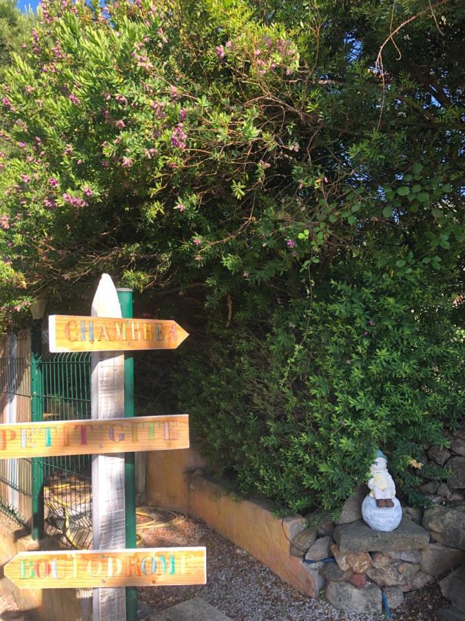 Alojamento de Acomodação e Pequeno-almoço Casa Di Floumy Calvi (Corsica)