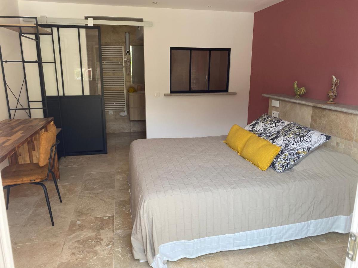 Alojamento de Acomodação e Pequeno-almoço Casa Di Floumy Calvi (Corsica)
